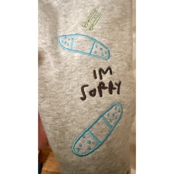 Bloomingdale's Bloomie's XS Novelty Gray Embroidered Graphics Sweatshirt - Picture 4 of 9